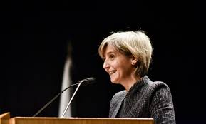 Segundo a ministra, o reino unido vinha assistindo nas últimas semanas a um número crescente de novos casos desta nova variante. Marta Temido Renova Mandato Depois De Um Ano No Governo Marcado Por Contestacao Jornal Medico
