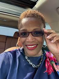 Hello I'm Deltra,new here! 55 living in MD single and looking to meet other  single men. I'm age flexible lol💋