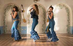 What to wear to a mamma mia halloween party? 7 Best Pop Culture Halloween Costume Ideas For 2018