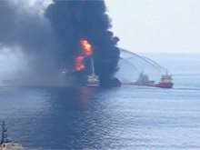 Built by south korean company hyundai heavy industries and owned by transocean, the rig operated under the marshallese flag of convenience, and was chartered to bp from march 2008 to september 2013. Deepwater Horizon Explosion Wikipedia