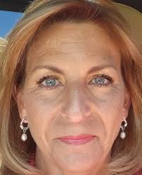 Your Customisable Mascara. Refillable, Reusable, sustainable & Vegan.