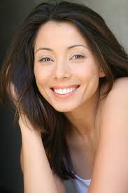 Rachel Grant's Instagram, Twitter & Facebook