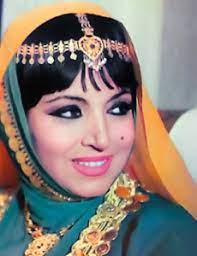 فيما يتعلق بالسينما شاركت سميرة في بطولة عدة أفلام. Ø³ÙÙØ±Ø© ØªÙÙÙÙ Ø¨ÙØª ÙÙ Ø£ÙÙ Ø£ØºÙÙØ© Ø¹Ø±Ø§ÙÙØ© Ø£ÙØ§Ù Ø§ÙØ¬ÙÙÙØ± Ø§ÙØ¨ØºØ¯Ø§Ø¯Ù ÙØ¬ÙØ© Ø§ÙØ´Ø¨ÙØ© Ø§ÙØ¹Ø±Ø§ÙÙØ© Imn Magazine