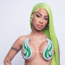 Yailin La Mas Viral - YouTube