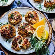 Jumbo Lump Crab Cakes (Little Filler) - Give It Some Thyme