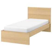 Malm Bettgestell Hoch Eichenfurnier Weiss Lasiert 90x200 Cm Ikea Osterreich What you need to know before building the malm bed: ikea