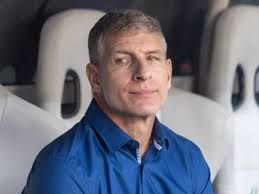 Victor Lessa critica renovação de Guga no Fluminense