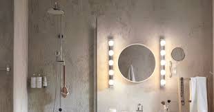 Meuble sous vasque (double vasque) en bois. Eclairage Salle De Bains Marie Claire