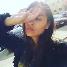 Scarlett Obando (@scarobando)