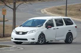 2021 Toyota Sienna Redesign Release Date Price Specs Hybrid Spied Toyota Sienna Toyota Mini Van