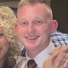 Macey Lewis and Hunter Jones' Wedding Website