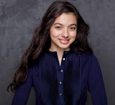 Ce planuri are laura bretan pentru eurovision 2019. Eurovision Spain Com Prepartyes Ø¹ÙÙ ØªÙÙØªØ± Laura Bretan Con El 37 4 De Los Votos Es Vuestra Favorita Para Representar A Rumania En Eurovision 2019 Bella Santiago Le Pisa Los Talones Con El 33 9