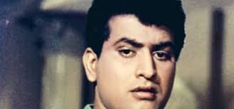 Legendary Manoj Kumar Passes Away At 87 Leaving Akshay, Ajay & Others in  Mourning