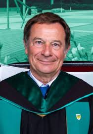 Les professeurs associés