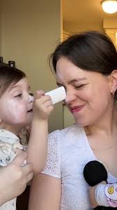 Sara Plus Twins Canta My Shine