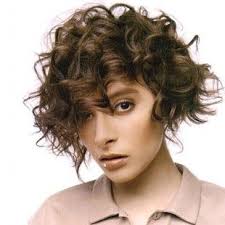 Стрижки для волнистых волос (фото)