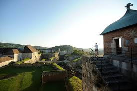 Sehenswürdigkeiten (briefmarkenserie) — kleinster wert der serie zu 5 pfennig , ausgegeben von der deutschen. La Citadelle De Besancon Besancon Aktuelle 2021 Lohnt Es Sich Mit Fotos