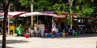 Le «motif impérieux» sera à nouveau exigé à partir de mardi pour les déplacements entre les deux îles. Covid 19 Les Guadeloupeens Craignent Un Rebond Epidemique Apres Le Depart Des Touristes