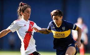 Parece que la racha de triunfos de river ante boca también llegó al fútbol femenino: Boca Y River Se Enfrentan En Una Final Historica