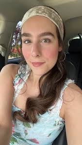 Hi folx! My name is Sadie and I am searching for some affordable housing in  the Boulder area, ideally under $600, beginning in August. About myself:  I'm 23 and originally from Ohio,