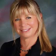 Patti Wilcox's Instagram, Twitter & Facebook