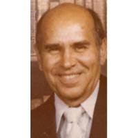 Kristi Vickers's Instagram, Twitter & Facebook