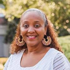 Paula Tharp's Instagram, Twitter & Facebook