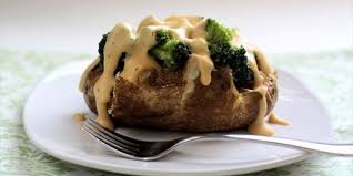 Panaskan hingga keju pada roti meleleh merata, kemudian keluarkan dari oven dan sajikan. 7 Aneka Olahan Kentang Lezat Yang Mudah Dibuat Karbohidrat Kan Nggak Cuma Nasi