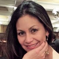 Eliana Holguin's Instagram, Twitter & Facebook