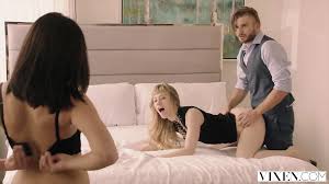 Vixen Nympho Has Hot Sex with Two Strangers: Blonde Porn