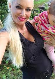 Mit ihrem ehemann lucas cordalis (52) ist sie bereits seit vier jahren stolze mama der. Daniela Katzenberger Baby Wirbel Ist Die Katze Wieder Schwanger News De