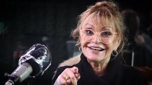 La vida de Julia Möller y cómo ser Miss Uruguay marcó su camino profesional  y cultural