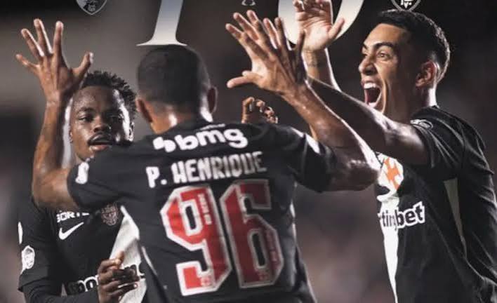 Copa do Brasil: Vasco supera expuls&atilde;o e bate Vit&oacute;ria-BA em casa