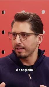 O mercado mudou de lógica. A previsibilidade morreu, o consumidor  reconfigurou seus critérios e o digital deixou de ser canal para virar  contexto. , Enquanto isso, muitos líderes ainda estão operando ...