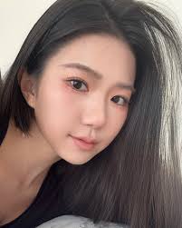 提醒大家脆現在有流量跟留言都是可以讓她開收益帳號賺錢的噢！她故意的，因為她只在乎自己跟錢，不要留言跟點她的文建議都檢舉她帳號是詐騙，讓她無法使用社群☺️  （溫馨提醒才留言）