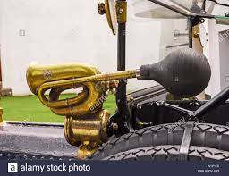 Vintage Car Horn High Resolution Stock Photography And Images Alamy