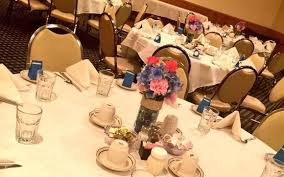 Berkshire ln and e central rd . Banquet Room By Little Villa Restaurant Pizzeria In Des Plaines Il Alignable