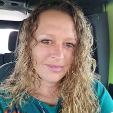 Nikki Wiggins's Instagram, Twitter & Facebook