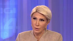 Ce masina conduce, de fapt, raluca turcan. Raluca Turcan ReacÅ£ioneazÄƒ La Protestul Cartel Alfa De La Cotroceni Varianta Cu 2 300 De Lei Salariu Minim Este Un Compromis Angajatorii Doreau IngheÈ›area Spotmedia Ro