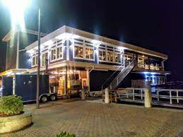 Jacks Bar Morehead City Nc At 513 Evans St In The Downtown Waterfront Area Offers Live Music Dancing Drink Specials P Morehead City Waterfront House Styles