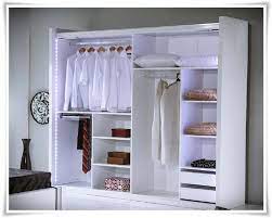 Bu sebeple yatak odasındaki mobilyaların kolay ulaşılabilir ve sitemizde bulunan tüm gardolap modellerinin iç detaylarına ve tam ölçülerine kolaylıkla ulaşabilirsiniz.yeni sezonda pek çok gardolap iç dizaynı. Yatak Odasi Gardolap Ray Dolap Tasarim Ic Dizayn Modelleri011 Guresen Mobilya