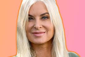 We've rounded up our all time favorite long bob haircut looks. Eileen Davidson Gets Short Haircut Blunt Lob With Middle Part Style Living