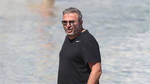 Antonis remos with foureira,ivi adamou,courtney parker,tania. Antwnhs Remos Gia Ta Metra Sth Mykono Petyxame Thn Anohsia Ths Agelhs Oxi Thn Anosia E8nos