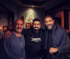 محمد رجب, أيتن عامر, ريم البارودي, هشام إسماعيل, حورية فرغلي, محمد الشقنقيري, بدرية طلبه, ماهر عصام فيلم سالم ابو اخته سالم ابو اخته فيلم دراما كوميدي hd انتاج 2014. Ù…Ø­Ù…Ø¯ Ø³Ø§Ù…ÙŠ ÙŠØªÙˆØ³Ø· Ø¹Ø³Ø§Ù ÙˆØºÙØ±Ø§Ù† ÙÙ‰ Ù†Ø³Ù„ Ø§Ù„Ø£ØºØ±Ø§Ø¨ Ø±Ø¨Ù†Ø§ ÙŠØ¬Ø¹Ù„ ÙƒÙ„Ø§Ù…Ù†Ø§ Ø®ÙÙŠÙ Ø¹Ù„ÙŠÙ‡Ù… Ø§Ù„ÙŠÙˆÙ… Ø§Ù„Ø³Ø§Ø¨Ø¹