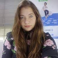 Isamar Bedoya's Instagram, Twitter & Facebook