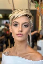 Discover 8 hair and short hair cuts ideas