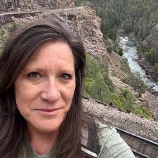 What church in the Grand Junction area has good music and is open to all  denominations?