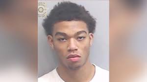 Murder defendant ponders plea deal