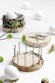 Osterkorbchen Flechten Mit Baumscheiben Zwo Ste Baumscheiben Weckglas Diy Bastelideen Ostern