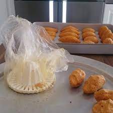 pratik icli kofte yapmaya devam ediyoruz birincisi limon sikacagi ile cok daha pratik ikincisi ise tek parmak hareketiyle yapacaginiz old yemek tarifleri yemek